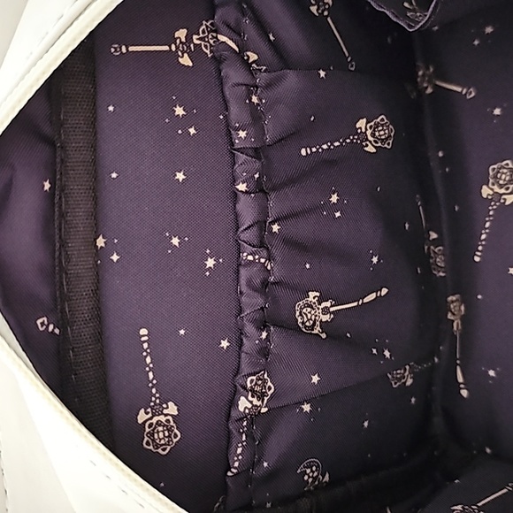 Cinnamoroll Make Up Pouch - Picture 5 of 6